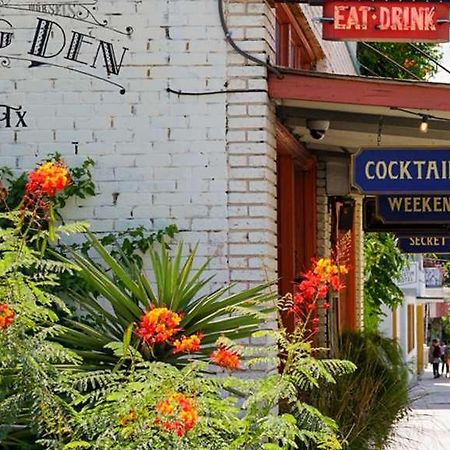 ホテル Sentral East Austin At 1614 E. Sixth レストラン 写真